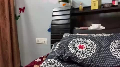 simran online show from 11-24-25, 03:28