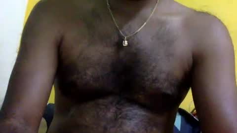Snapshot of desi_suckable chatting on 01-26-25, 03:47 desisuckable online show from 01-26-25, 03:47