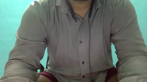 Snapshot of desiguylund chatting on 02-07-26, 06:33 desiguylund online show from 02-07-26, 06:33