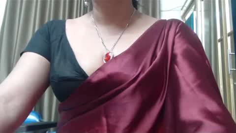 Maisa online show from 12-30-24, 05:34