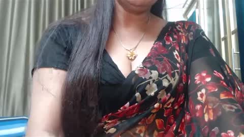 Maisa online show from 01-13-25, 05:02