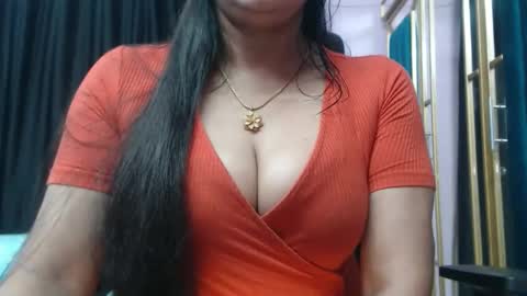 Maisa online show from 10-11-25, 04:49