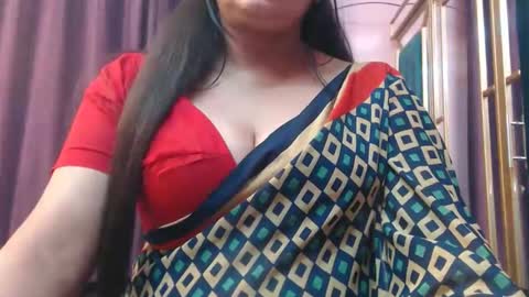 Snapshot of desimaisa130 chatting on 02-01-26, 05:00 Maisa online show from 02-01-26, 05:00