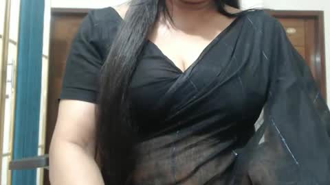 Snapshot of desimaisa130 chatting on 03-11-26, 07:31 Maisa online show from 03-11-26, 07:31