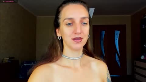 Snapshot of desired_zoya chatting on 09-25-25, 05:22 desired zoya online show from 09-25-25, 05:22