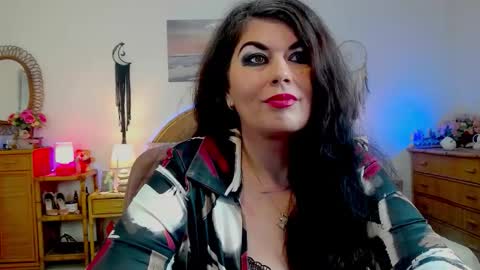 HellenMoon online show from 04-06-26, 09:54