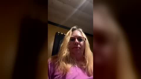 Snapshot of desireurlove chatting on 07-21-26, 09:00 Clarissa Wilson online show from 07-21-26, 09:00