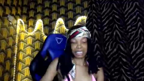 Snapshot of deslimbody90 chatting on 05-12-26, 07:22 Deslimbody online show from 05-12-26, 07:22