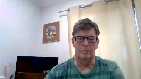 Snapshot of desmon1958 chatting on 01-11-26, 01:43 Desmon1958 online show from 01-11-26, 01:43