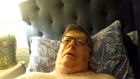 Desmon1958 online show from 03-22-26, 06:55