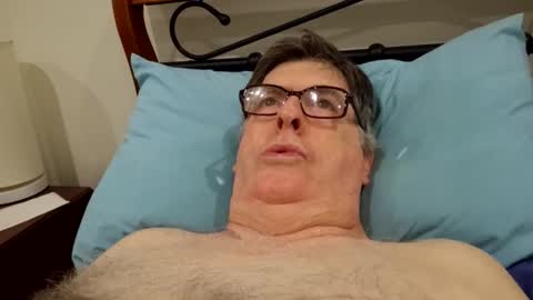 Desmon1958 online show from 04-21-26, 08:34