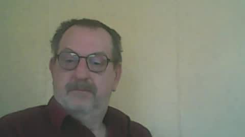 Snapshot of destelp chatting on 04-25-26, 11:02 destelp online show from 04-25-26, 11:02