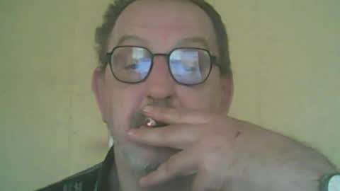 Snapshot of destelp chatting on 06-06-26, 12:54 destelp online show from 06-06-26, 12:54
