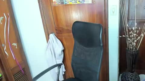 Destiny online show from 09-10-25, 01:27