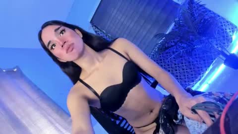 Snapshot of destinyrosexxx chatting on 02-02-25, 01:02 Chelsea online show from 02-02-25, 01:02