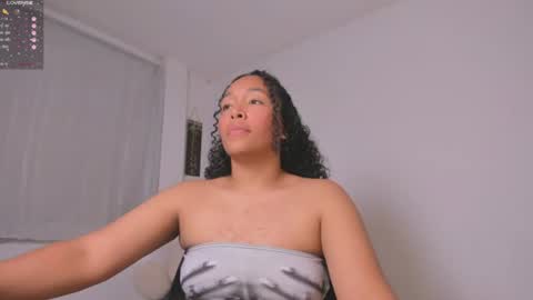 Snapshot of desty_y chatting on 06-25-26, 11:31 desty_y online show from 06-25-26, 11:31