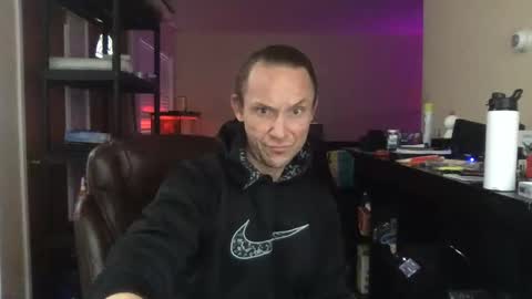 Snapshot of detectivearcor chatting on 12-22-24, 08:25 detectivearcor online show from 12-22-24, 08:25