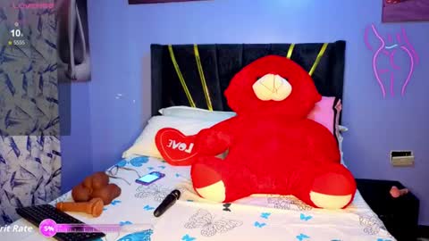 Snapshot of dette_dimples chatting on 06-22-26, 02:03 Dette online show from 06-22-26, 02:03