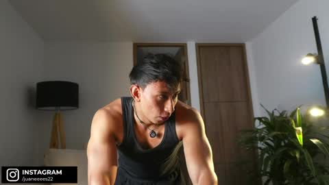 Snapshot of deus_belli chatting on 04-25-26, 10:51 Deus Belli online show from 04-25-26, 10:51