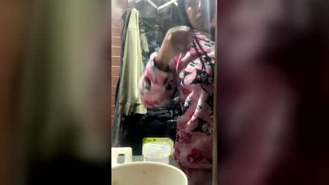 Snapshot of devi_black_13_ chatting on 03-19-26, 02:26 devi_black_13_ online show from 03-19-26, 02:26