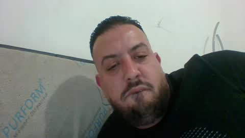 Snapshot of devil_angel66 chatting on 06-12-26, 01:32 devil_angel66 online show from 06-12-26, 01:32
