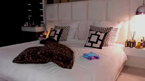 Snapshot of devil_bby chatting on 11-29-25, 07:11 Devil bb online show from 11-29-25, 07:11