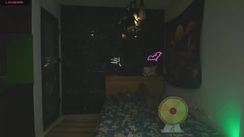 Devil online show from 02-08-26, 06:06