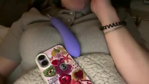 Snapshot of devildaniella chatting on 03-24-26, 08:03 devildaniella online show from 03-24-26, 08:03