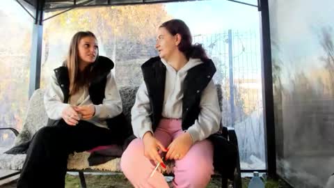 Anna online show from 11-13-25, 09:41