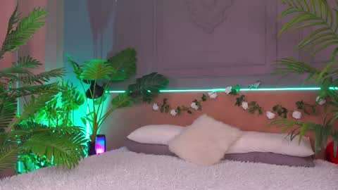 devilinee online show from 03-12-25, 07:02