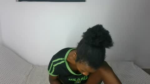 devilish_3710 online show from 06-18-26, 09:41