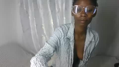 devilish_3710 online show from 06-22-26, 04:37