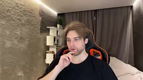 devilnut1 online show from 03-19-26, 06:39