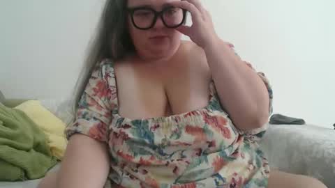 DevilsChick -- OF  online show from 10-29-25, 10:50