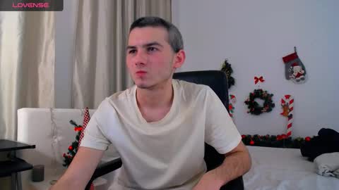 devin_ho online show from 12-07-24, 02:13