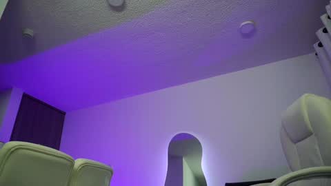 Snapshot of devin_hunter chatting on 01-25-25, 02:58 Devin Hunter online show from 01-25-25, 02:58