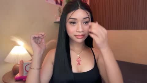 Devine Greyson online show from 11-26-25, 12:06