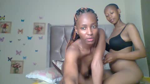 Snapshot of devinegrace6 chatting on 11-09-25, 01:59 devinegrace6 online show from 11-09-25, 01:59