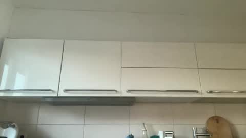 Snapshot of devon_nite chatting on 12-17-25, 08:42 Devon online show from 12-17-25, 08:42