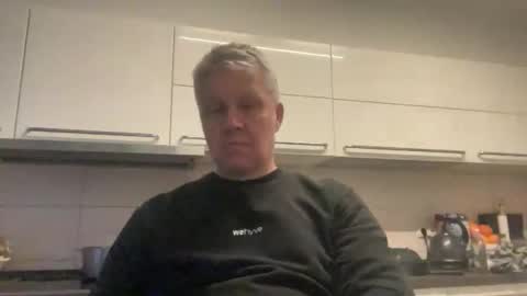 Snapshot of devon_nite chatting on 12-19-25, 02:57 Devon online show from 12-19-25, 02:57