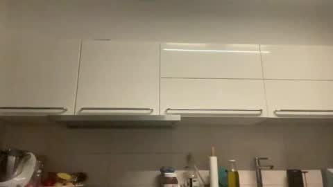 Snapshot of devon_nite chatting on 02-18-26, 12:39 Devon online show from 02-18-26, 12:39