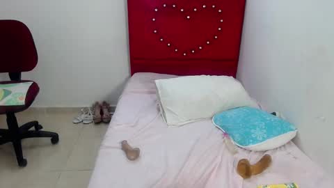 Devora.. online show from 02-02-25, 01:45