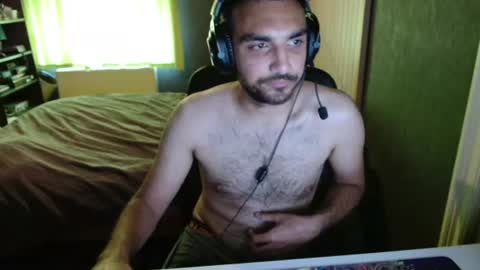 Snapshot of devro04 chatting on 07-14-26, 05:29 devro04 online show from 07-14-26, 05:29