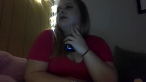 Snapshot of devykitten2018 chatting on 02-18-25, 06:26 devykitten online show from 02-18-25, 06:26