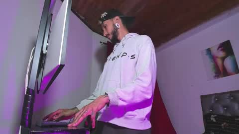 dex_ak586 online show from 11-02-25, 02:14