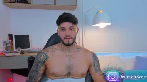 JULIAN online show from 01-12-25, 10:33