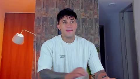 JULIAN online show from 11-13-25, 10:41