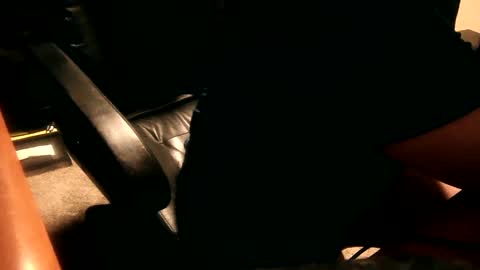 Snapshot of dfwgonewrong chatting on 12-04-24, 12:25 dfwgonewrong online show from 12-04-24, 12:25