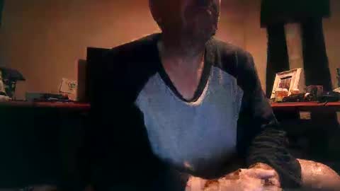 Snapshot of dfwgonewrong chatting on 02-13-25, 07:13 dfwgonewrong online show from 02-13-25, 07:13