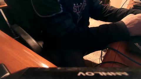 Snapshot of dfwgonewrong chatting on 02-25-25, 02:11 dfwgonewrong online show from 02-25-25, 02:11